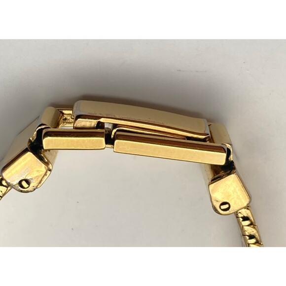 VTG Citizen Quartz Womens Petite Tank Watch 13mm New Battery Wrist 5.75 - Picture 8 of 11